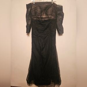 Chiclody Black Half Sleeve Dress